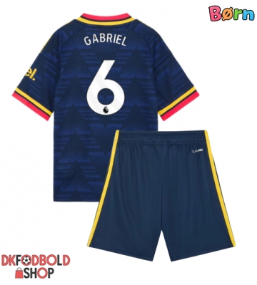 Arsenal Gabriel Magalhaes #6 Udebanesæt Børn 2026-27 Kort ærmer (+ korte bukser)